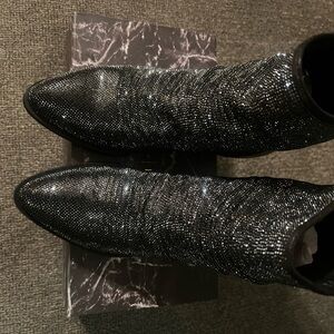 Shimmering Black Ankle Boots with Rhinestone Detail